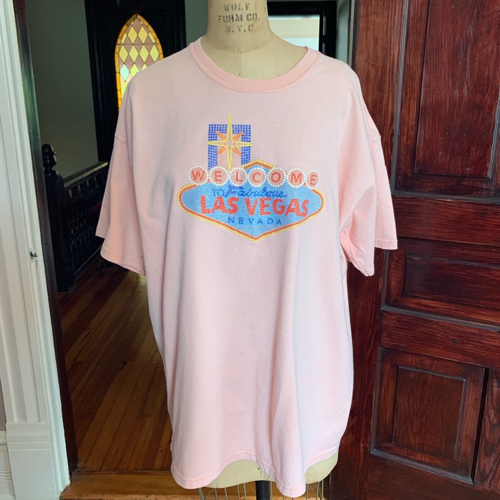 Las Vegas T-shirt Size XL EUC